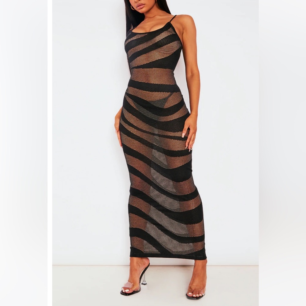 Elegant Black Striped Cover Up